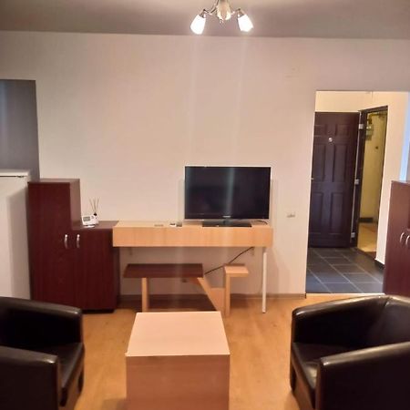 Apartamento Central Best Cozy In Bucarest Exterior foto