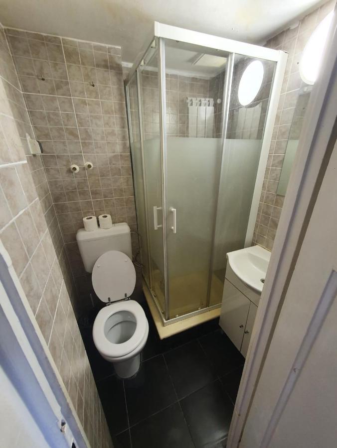 Apartamento Central Best Cozy In Bucarest Exterior foto